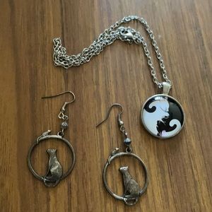 2pc Ying Yang Cat Mouse Jewelry Earrings and Necklace